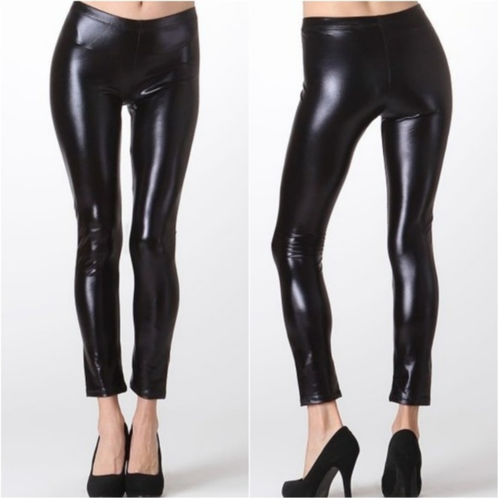 ANGELIKA Black Leggings - Picture 2 of 3